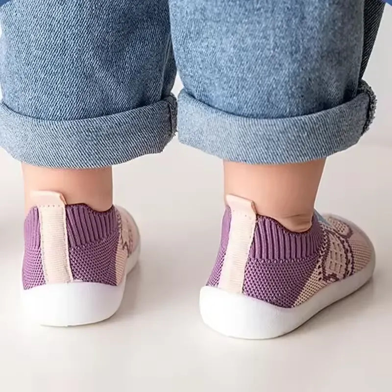 Tênis Meia Infantil Respirável em Malha KickBaby [FRETE GRÁTIS]